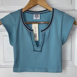 BDG GO FOR GOLD SEAMLESS RIBBED CROP TOP